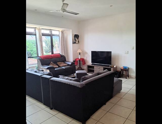1 bed property for sale in ILLOVO BEACH